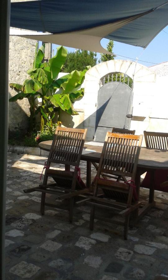 Bed and Breakfast La Mesonnetta Soulignonne Esterno foto