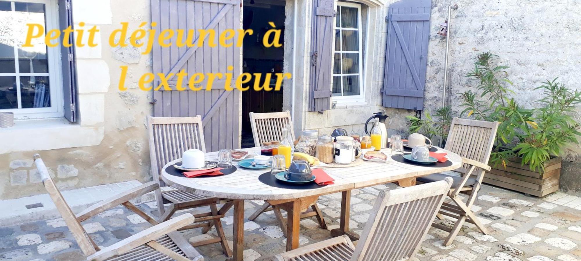 Bed and Breakfast La Mesonnetta Soulignonne Esterno foto